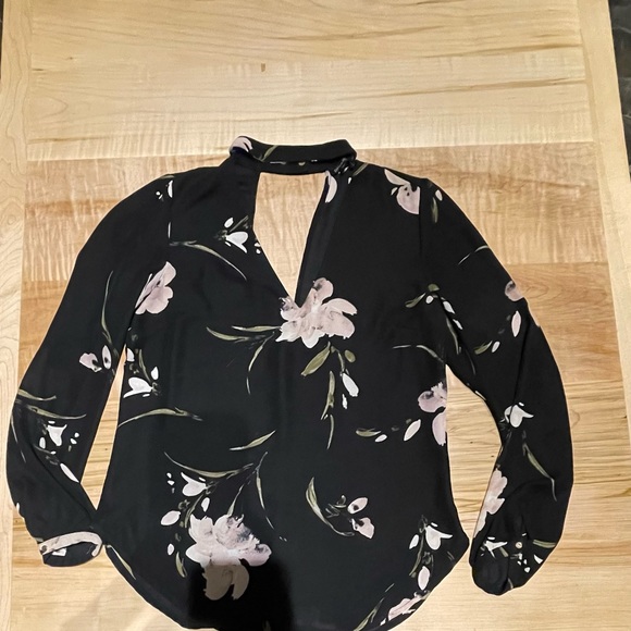 3/$20 🛍 Dynamite top - Picture 5 of 5